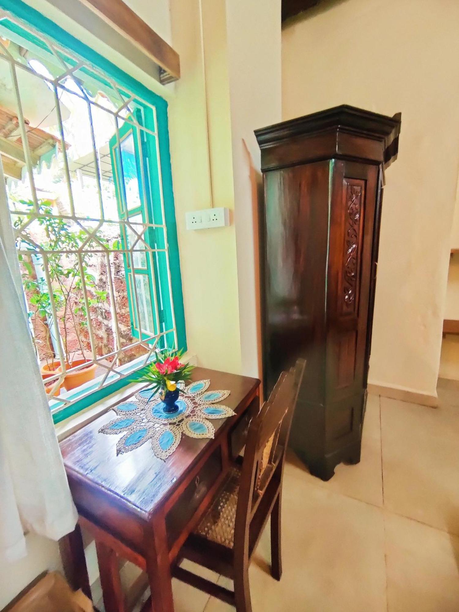 The Bungalow Bogmalo An 1880 Indo Portuguese Heritage Beach Villa South Goa Экстерьер фото