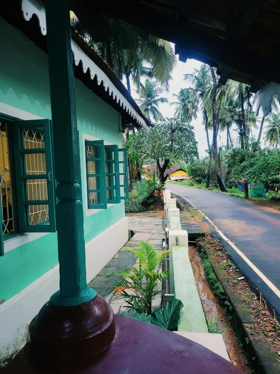 The Bungalow Bogmalo An 1880 Indo Portuguese Heritage Beach Villa South Goa Экстерьер фото