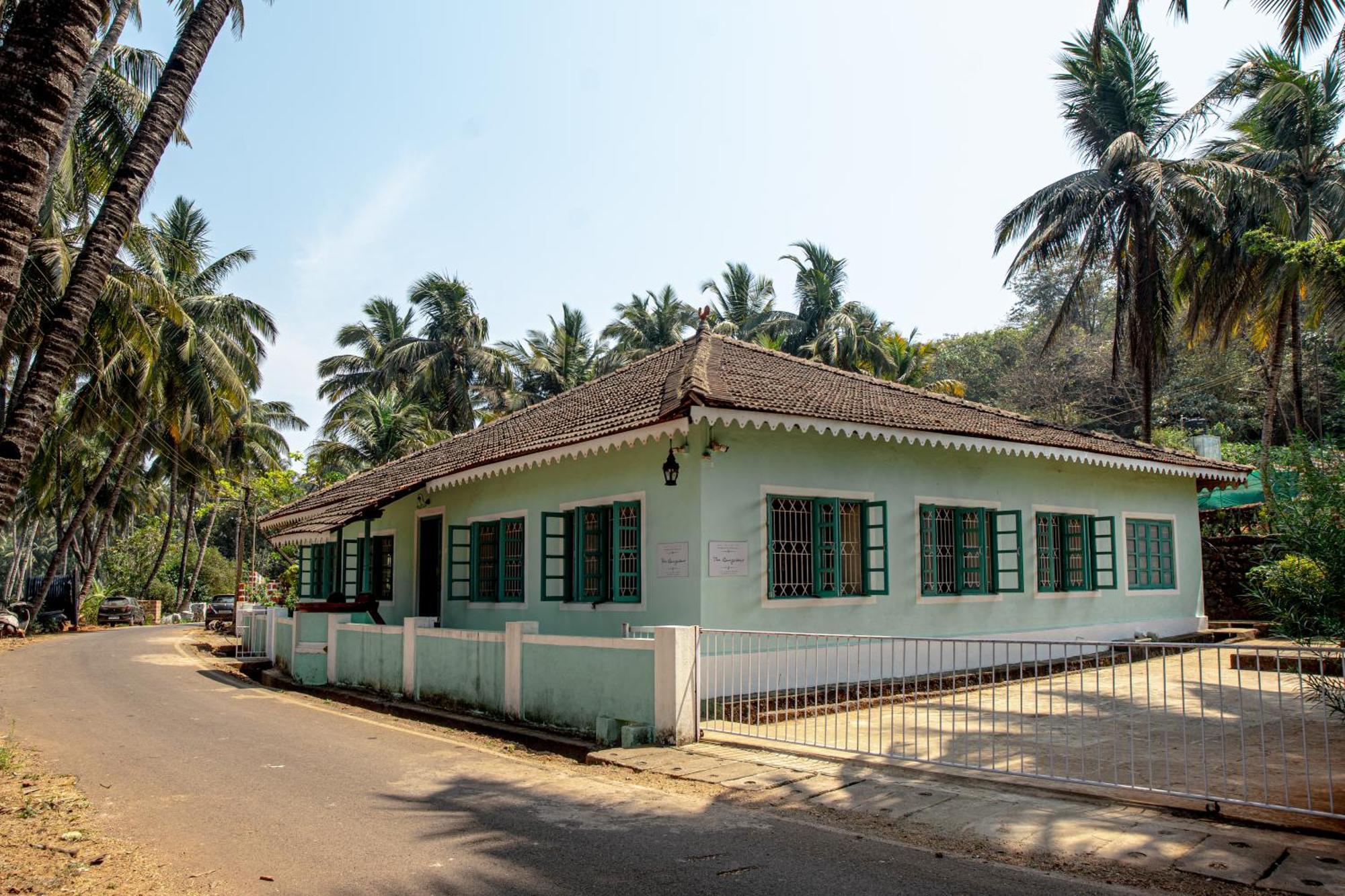 The Bungalow Bogmalo An 1880 Indo Portuguese Heritage Beach Villa South Goa Экстерьер фото